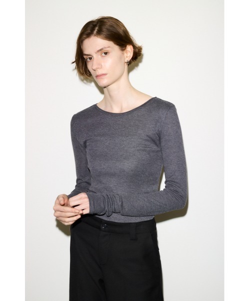 SLY(スライ)の「THROW SHEER FINE FIT C/N TOPS シアーファインフィットクルーネックトップス 秋服 冬服(Tシャツ/カットソー・レディース・ブラック/杢グレー/ブルー/ベージュ/バーガンディー・FREE)」の22枚目の写真