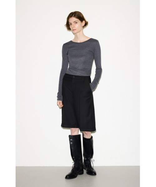 SLY(スライ)の「THROW SHEER FINE FIT C/N TOPS シアーファインフィットクルーネックトップス 秋服 冬服(Tシャツ/カットソー・レディース・ブラック/杢グレー/ブルー/ベージュ/バーガンディー・FREE)」の17枚目の写真