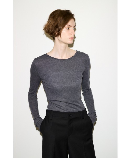 SLY(スライ)の「THROW SHEER FINE FIT C/N TOPS シアーファインフィットクルーネックトップス 秋服 冬服(Tシャツ/カットソー・レディース・ブラック/杢グレー/ブルー/ベージュ/バーガンディー・FREE)」の18枚目の写真