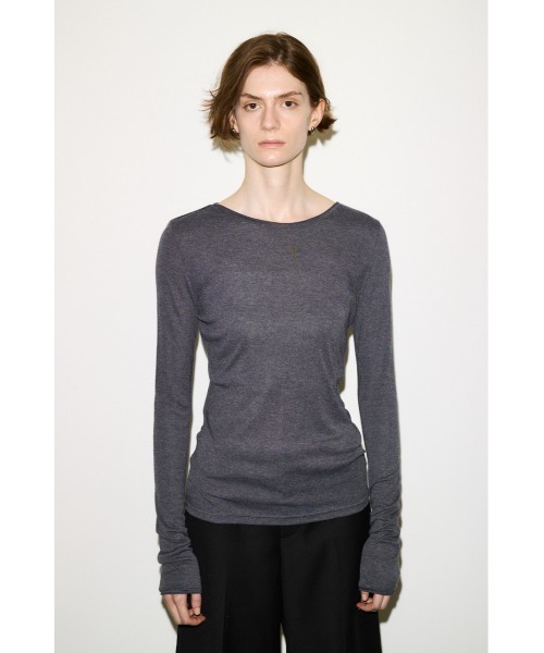 SLY(スライ)の「THROW SHEER FINE FIT C/N TOPS シアーファインフィットクルーネックトップス 秋服 冬服(Tシャツ/カットソー・レディース・ブラック/杢グレー/ブルー/ベージュ/バーガンディー・FREE)」の21枚目の写真