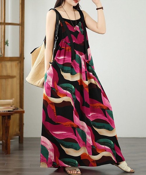 Doux Belle（ドゥーベル）の「総柄キャミロングワンピース（ワンピース・レディース・アイボリー/ローズ・MEDIUM/LARGE/X-LARGE）」の13枚目の写真