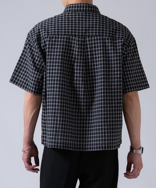 OXA(オグザ)の「ショート丈半袖チェックシャツ OXA(シャツ/ブラウス・メンズ・ブラック/ブラック系・MEDIUM/LARGE)」の5枚目の写真