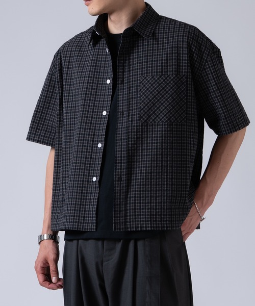 OXA(オグザ)の「ショート丈半袖チェックシャツ OXA(シャツ/ブラウス・メンズ・ブラック/ブラック系・MEDIUM/LARGE)」の8枚目の写真