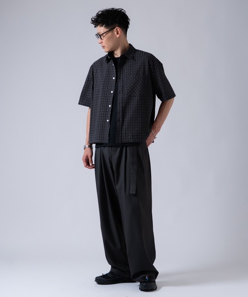 OXA(オグザ)の「ショート丈半袖チェックシャツ OXA(シャツ/ブラウス・メンズ・ブラック/ブラック系・MEDIUM/LARGE)」の12枚目の写真