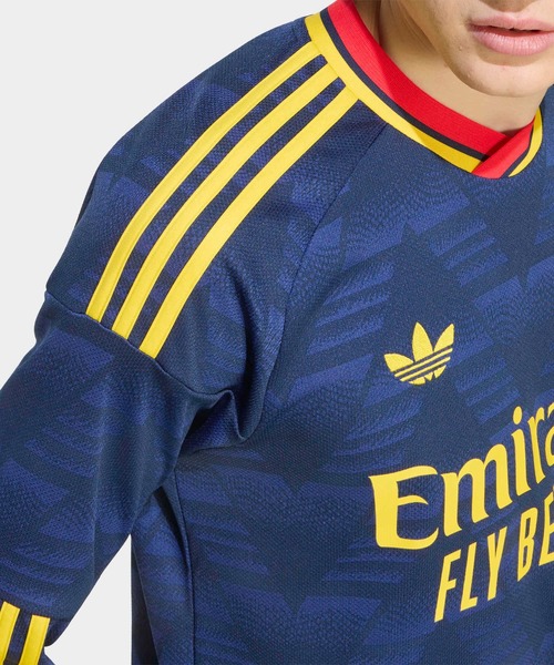 adidas(アディダス)の「アーセナルFC 26/27 アウェイユニフォーム 長袖 / アディダス adidas(Tシャツ/カットソー・メンズ・ネイビー・SMALL/MEDIUM/X-LARGE/LARGE/XXX-LARGE/XX-LARGE)」の3枚目の写真