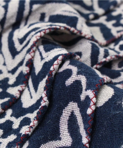 チャイハネ(チャイハネ)の「【チャイハネ】インド綿100% 青色ストール(ストール/ショール・レディース・ブルー/ネイビー/ホワイト/ライトブルー・FREE)」の10枚目の写真