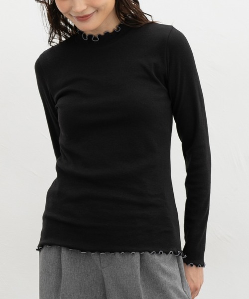 Honeys(ハニーズ)の「配色メローハイネックT(Tシャツ/カットソー・レディース・ブラック/ダークブルー/アイボリー/スミクロ/ピンク系1/ダークブラウン系1/オレンジ・L/LL/M/S)」の11枚目の写真