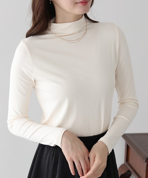 BLUEEAST（ブルーイースト）の「モックネックロングTシャツ（Tシャツ/カットソー・レディース・アイボリー/ブラック/ブラウン・MEDIUM）」の6枚目の写真