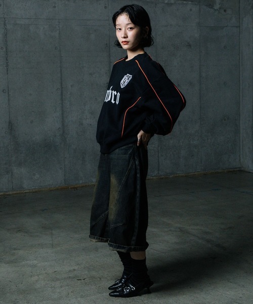ALAND(エーランド)の「【UNISEX】ALAND×UMBRO/パイピングスウェット(裏毛)(スウェット・メンズ・グレー/ブラック・LARGE/SMALL)」の10枚目の写真
