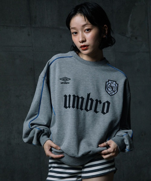 ALAND(エーランド)の「【UNISEX】ALAND×UMBRO/パイピングスウェット(裏毛)(スウェット・メンズ・グレー/ブラック・LARGE/SMALL)」の15枚目の写真
