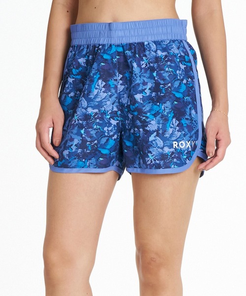 ROXY(ロキシー)の「ROXY FITNESS FEEL FREE SHORTS 柄プリントショートパンツ /撥水 【2026年秋冬モデル】/ロキシー総柄ボトムス(その他パンツ・レディース・グリーン/ブラック/ブルー・SMALL/MEDIUM/LARGE)」の3枚目の写真