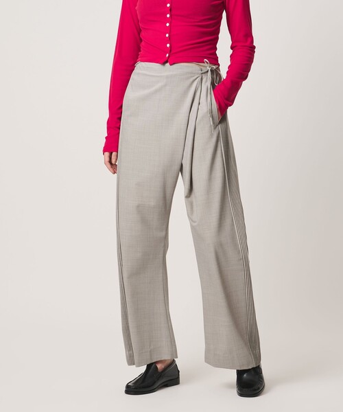 UNITED ARROWS（ユナイテッドアローズ）の「＜Pheeta＞Bourke パンツ / 016C-12（その他パンツ・レディース・ベージュ/ダークグレー・2/1）」の9枚目の写真