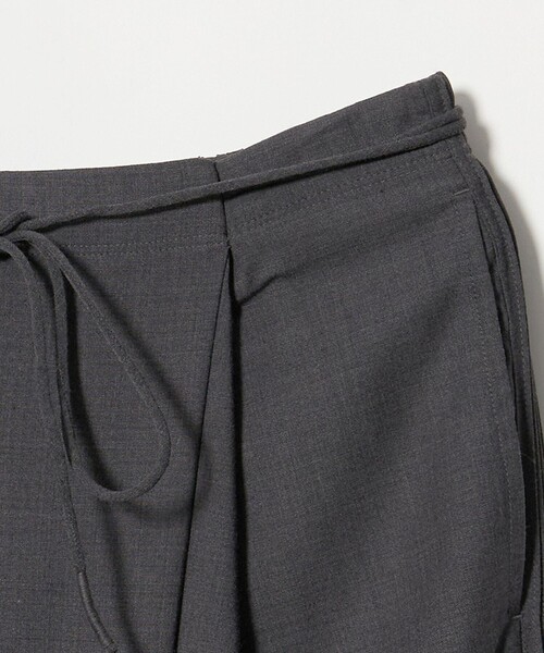 UNITED ARROWS（ユナイテッドアローズ）の「＜Pheeta＞Bourke パンツ / 016C-12（その他パンツ・レディース・ベージュ/ダークグレー・2/1）」の18枚目の写真