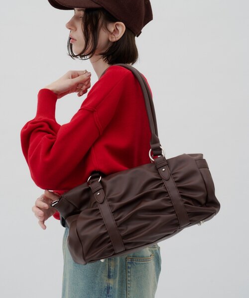 CIAOPANIC TYPY(チャオパニックティピー)の「:【ZOZO限定】ギャザーデザイン2WAYBAG(ショルダーバッグ・レディース・ブラック/ブラウン・ONE SIZE)」の2枚目の写真
