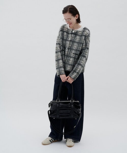 CIAOPANIC TYPY(チャオパニックティピー)の「:【ZOZO限定】ギャザーデザイン2WAYBAG(ショルダーバッグ・レディース・ブラック/ブラウン・ONE SIZE)」の6枚目の写真