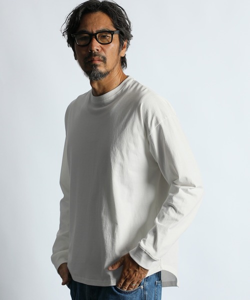 The DUFFER of ST.GEORGE（ザダファーオブセントジョージ）の「【WEB限定アイテム】8oz HEAVY WEIGHT CREW NECK ROUND HEM L/SL TEE：8オンス ヘビーウェイト クルーネック ラウンドヘム ロンT（Tシャツ/カットソー・メンズ・ホワイト/ブラック/ブルー・MEDIUM/SMALL/X-LARGE/LARGE）」の2枚目の写真