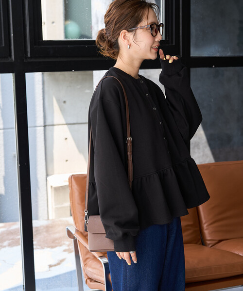 FREAK'S STORE(フリークスストア)の「限定展開 <イージーケア>コットンタッチ ポンチ ペプラム ボタン カーディガン(カーディガン/ボレロ・レディース・サックスブルー/ライトグレー/ブラック/ベージュ/ブラウン・フリ-)」の16枚目の写真