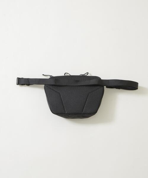 SALOMON(サロモン)の「SALOMON/ACS WAIST PACK SMALL(ショルダーバッグ・レディース・ブラック・FREE)」の3枚目の写真