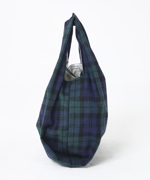 MASTER&Co（マスターアンドコー）の「【MASTER & CO / マスターアンドコー】チェックエコバッグ/サブバッグ/タータンチェック【WEB限定】（エコバッグ/サブバッグ・レディース・ブラック系その他/レッド系その他・フリー）」の15枚目の写真
