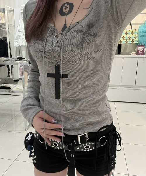 nmtc+】Lace Up Lettering Top / 【エヌエムティーシープラス】レース