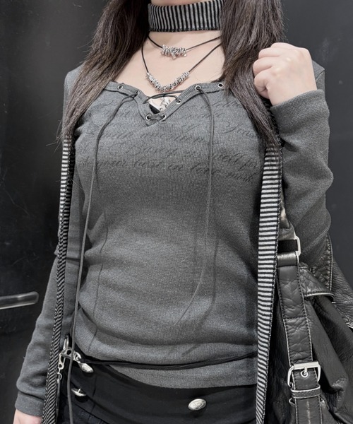 nmtc+】Lace Up Lettering Top / 【エヌエムティーシープラス】レース