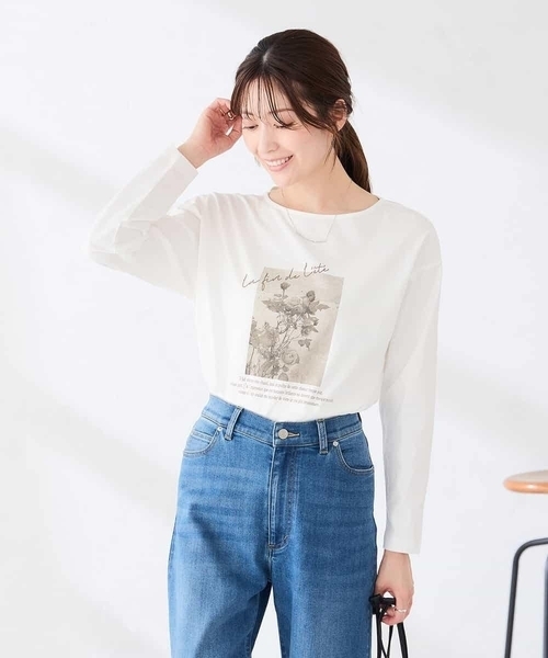 a.v.v（アーヴェヴェ）の「アソート ロゴ プリント 長袖 Tシャツ（Tシャツ/カットソー・レディース・ホワイト/チャコールグレー/アイボリー・36/38/40）」の4枚目の写真
