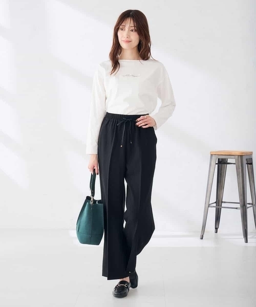 a.v.v（アーヴェヴェ）の「アソート ロゴ プリント 長袖 Tシャツ（Tシャツ/カットソー・レディース・ホワイト/チャコールグレー/アイボリー・36/38/40）」の12枚目の写真