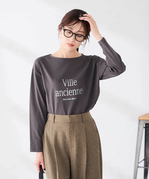 a.v.v（アーヴェヴェ）の「アソート ロゴ プリント 長袖 Tシャツ（Tシャツ/カットソー・レディース・ホワイト/チャコールグレー/アイボリー・36/38/40）」の19枚目の写真