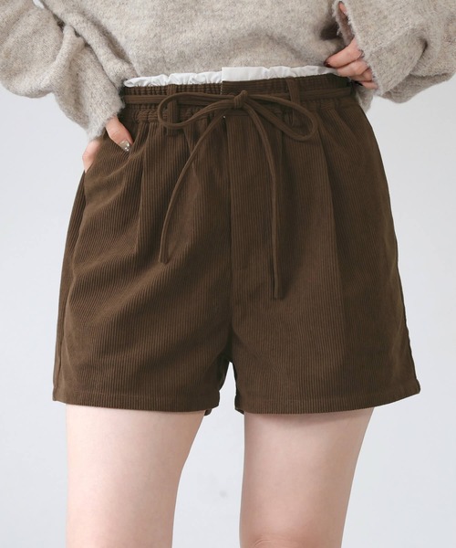 tiptop(ティップトップ)の「コーデュロイウエストフリルショートパンツ(その他パンツ・レディース・ブラック/ブラウン・FREE)」の2枚目の写真