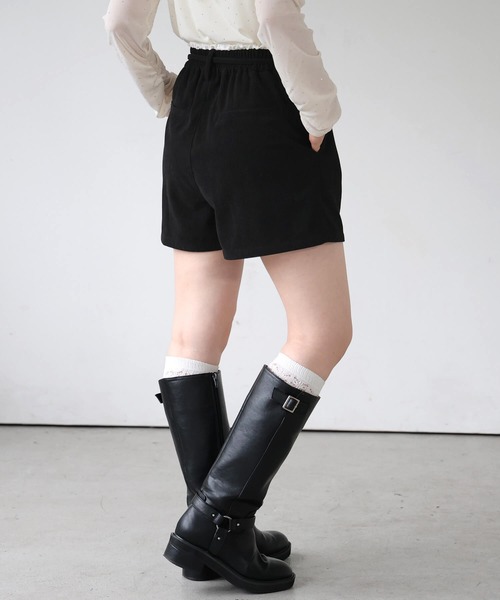 tiptop(ティップトップ)の「コーデュロイウエストフリルショートパンツ(その他パンツ・レディース・ブラック/ブラウン・FREE)」の19枚目の写真