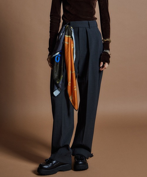 MAISON SPECIAL(メゾンスペシャル)の「【26WINTER PRE-ORDER】Wide Tuck Pants/ワイドタックパンツ(スラックス・レディース・ブラック/ブラウン/グレー・38/36)」の1枚目の写真