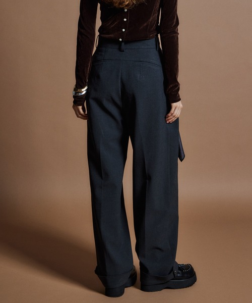 MAISON SPECIAL(メゾンスペシャル)の「【26WINTER PRE-ORDER】Wide Tuck Pants/ワイドタックパンツ(スラックス・レディース・ブラック/ブラウン/グレー・38/36)」の18枚目の写真
