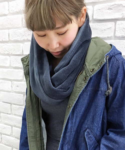 Born（ボーン）の「Born Fleece Snood/ボーンフリーススヌード（ネックウォーマー/スヌード・レディース・ブラック/ブルー系その他/チャコールグレー・FREE）」の3枚目の写真