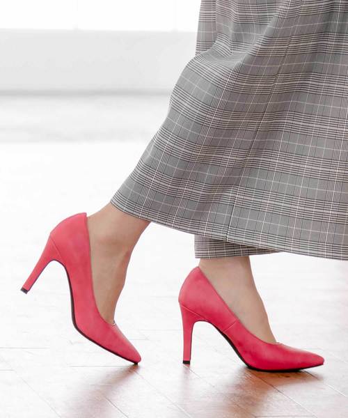 Newlyme(ニューリーミー)の「美シルエット美ライン9.5cmヒールポインテッドトゥ小顔パンプス(パンプス・レディース・ホワイト/ブラック/ブラック系その他/ブラック系その他2/シルバー/グレー系その他/その他/パイソン/レッド系その他/ピンクベージュ/ブラウン系その他/レッド系その他2/グレー系その他2/その他1/イエロー系その他/ブルー系その他/グリーン系その他/パープル系その他/ピンク系その他/その他2/レッド系その他3/グレー系その他3/イエロー系その他2/ピンク系その他2/ベージュ系その他/ホワイト系その他/その他3/レッド系その他4/ブラウン系その他2/ホワイト系その他2・23.0cm/23.5cm/23.5㎝/24.0cm/24.5cm/24.5㎝/23㎝/24㎝/22.5㎝/25㎝/23cm/25cm/24cm/25.5cm/22cm/22.5cm/25.0cm/22.0cm)」の20枚目の写真