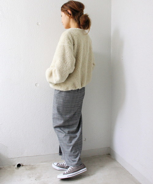 ottilie（オティーリエ）の「（ＷＥＢ限定）ミリタリーボアショートブルゾン（ブルゾン・レディース・グレー/オフホワイト/カーキ・FREE）」の6枚目の写真