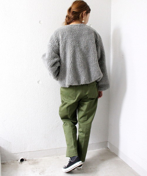 ottilie（オティーリエ）の「（ＷＥＢ限定）ミリタリーボアショートブルゾン（ブルゾン・レディース・グレー/オフホワイト/カーキ・FREE）」の10枚目の写真