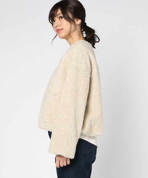 ottilie（オティーリエ）の「（ＷＥＢ限定）ミリタリーボアショートブルゾン（ブルゾン・レディース・グレー/オフホワイト/カーキ・FREE）」の13枚目の写真