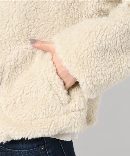 ottilie（オティーリエ）の「（ＷＥＢ限定）ミリタリーボアショートブルゾン（ブルゾン・レディース・グレー/オフホワイト/カーキ・FREE）」の16枚目の写真