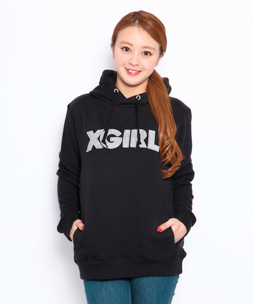 X-girl(エックスガール)の「LOGO PATCHED HOODIE(スウェット・レディース・ブラック/アッシュグレー/ピンク/グリーン/ネイビー・1/2)」の8枚目の写真