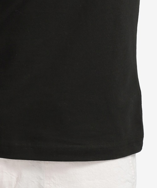 TOMMY HILFIGER(トミーヒルフィガー)の「【オンライン限定】トミーヒルフィガー ワンポイントロゴロングスリーブTシャツ(Tシャツ/カットソー・メンズ・ホワイト/ブラック/ネイビー・SMALL/MEDIUM/LARGE/X-LARGE)」の4枚目の写真