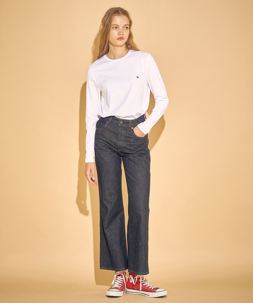 TOMMY HILFIGER(トミーヒルフィガー)の「【オンライン限定】トミーヒルフィガー ワンポイントロゴロングスリーブTシャツ(Tシャツ/カットソー・メンズ・ホワイト/ブラック/ネイビー・SMALL/MEDIUM/LARGE/X-LARGE)」の17枚目の写真