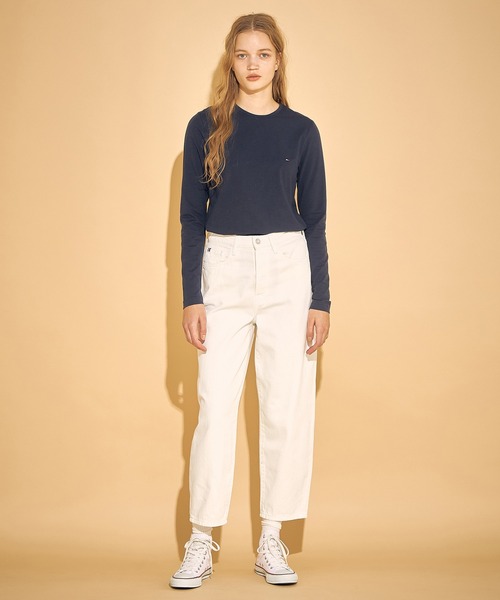 TOMMY HILFIGER(トミーヒルフィガー)の「【オンライン限定】トミーヒルフィガー ワンポイントロゴロングスリーブTシャツ(Tシャツ/カットソー・メンズ・ホワイト/ブラック/ネイビー・SMALL/MEDIUM/LARGE/X-LARGE)」の15枚目の写真