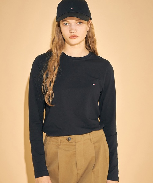 TOMMY HILFIGER(トミーヒルフィガー)の「【オンライン限定】トミーヒルフィガー ワンポイントロゴロングスリーブTシャツ(Tシャツ/カットソー・メンズ・ホワイト/ブラック/ネイビー・SMALL/MEDIUM/LARGE/X-LARGE)」の14枚目の写真