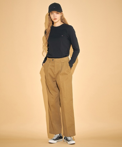 TOMMY HILFIGER(トミーヒルフィガー)の「【オンライン限定】トミーヒルフィガー ワンポイントロゴロングスリーブTシャツ(Tシャツ/カットソー・メンズ・ホワイト/ブラック/ネイビー・SMALL/MEDIUM/LARGE/X-LARGE)」の13枚目の写真