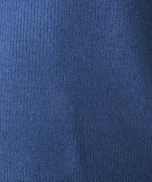 grove(グローブ)の「【WEB限定サイズあり】モチモチハートネックプルオーバー(ニット/セーター・レディース・ブラック/ブルー/ボルドー/ライトベージュ・02/03/04)」の11枚目の写真