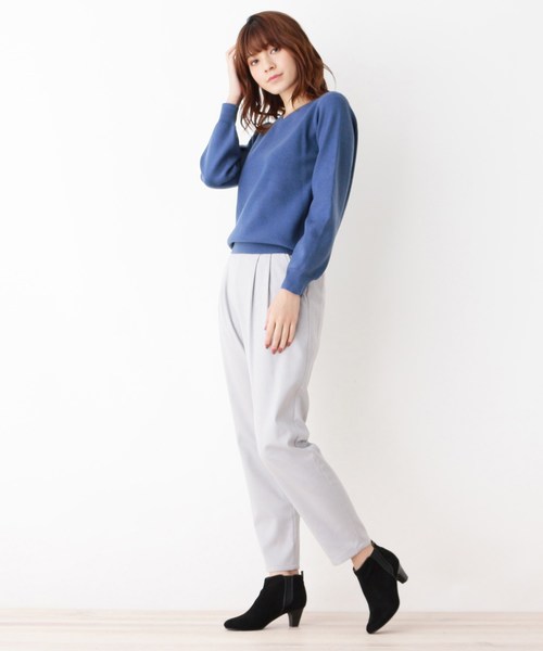 grove(グローブ)の「【WEB限定サイズあり】モチモチハートネックプルオーバー(ニット/セーター・レディース・ブラック/ブルー/ボルドー/ライトベージュ・02/03/04)」の5枚目の写真