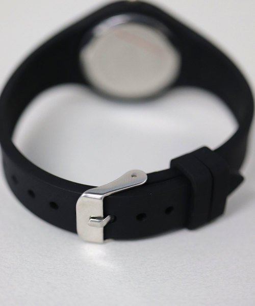 FL import collection（エフエルインポートコレクション）の「【REBIRTH】小振りシンプルシリコンカラーレディースウォッチ（アナログ腕時計・レディース・ホワイト/ライトブルー/ブラック/ライトピンク・FREE）」の6枚目の写真
