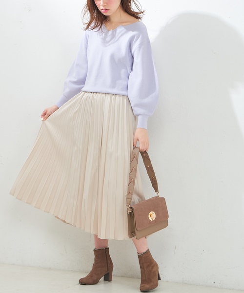 natural couture（ナチュラルクチュール）の「セットプリーツ微光沢スカート（スカート・レディース・ベージュ/パープル/ブラウン/アイボリー/グレー/オレンジ/ミント・FREE）」の2枚目の写真