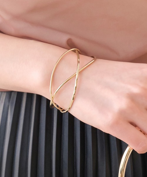 Phoebe（フィービィー）の「グリッターワイドカフバングル＜動画あり>（バングル/リストバンド・レディース・ゴールド/シルバー・FREE）」の15枚目の写真