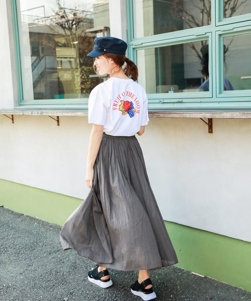 FRUIT OF THE LOOM（フルーツオブザルーム）の「【Fruit Of The Loom(フルーツオブザルーム)】別注フルーツカラーTシャツ（Tシャツ/カットソー・レディース・パープル/オフホワイト/オレンジ/グリーン・FREE）」の7枚目の写真